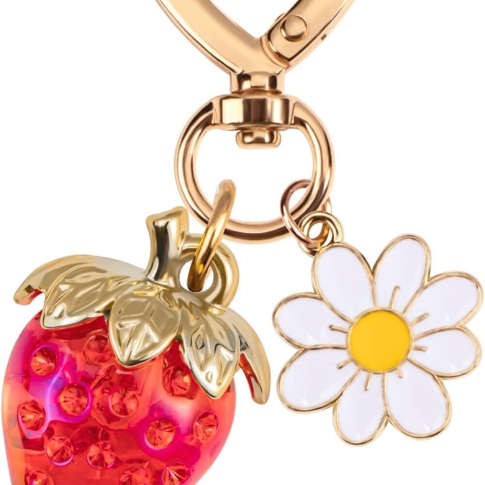 Cute Strawberry Keychain,Bag Charms,Kawaii Heart Flower Daisy Key chains Accesso